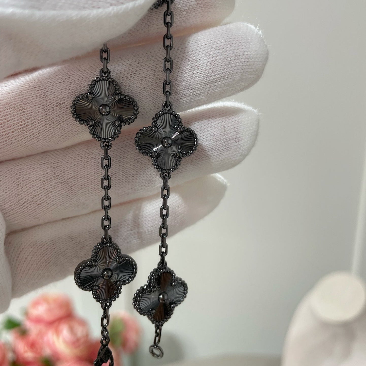 [Royal Jewelry]CLOVER 5 MOTIF BLACK BRACELET