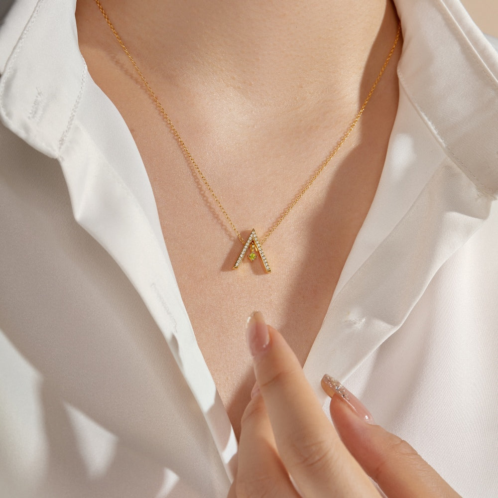 [Royal Jewelry]Sparkling "A" Shape Necklace