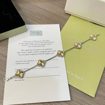 [Royal Jewelry]CLOVER 5 MOTIFS CHRISTMAS LIMITED EDITION BRACELET