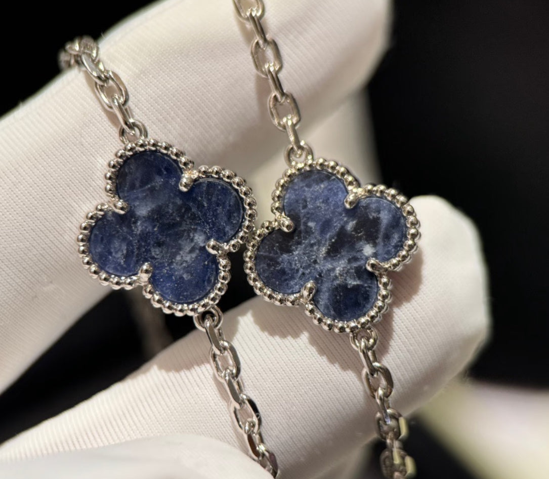 [Royal Jewelry]CLOVER 10 MOTIFS BIDE STONE NECKLACE