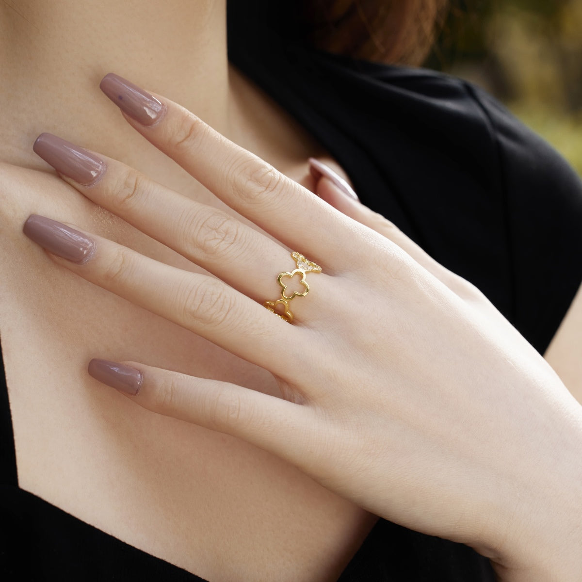 [Royal Jewelry]Hollow Design Four-Leaf Clover Flower Shape Ring