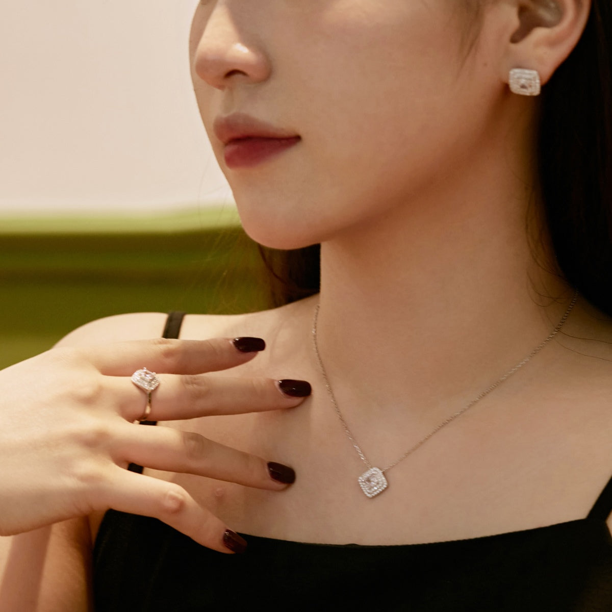 [Royal Jewelry]Sparkling Asscher Cut Necklace