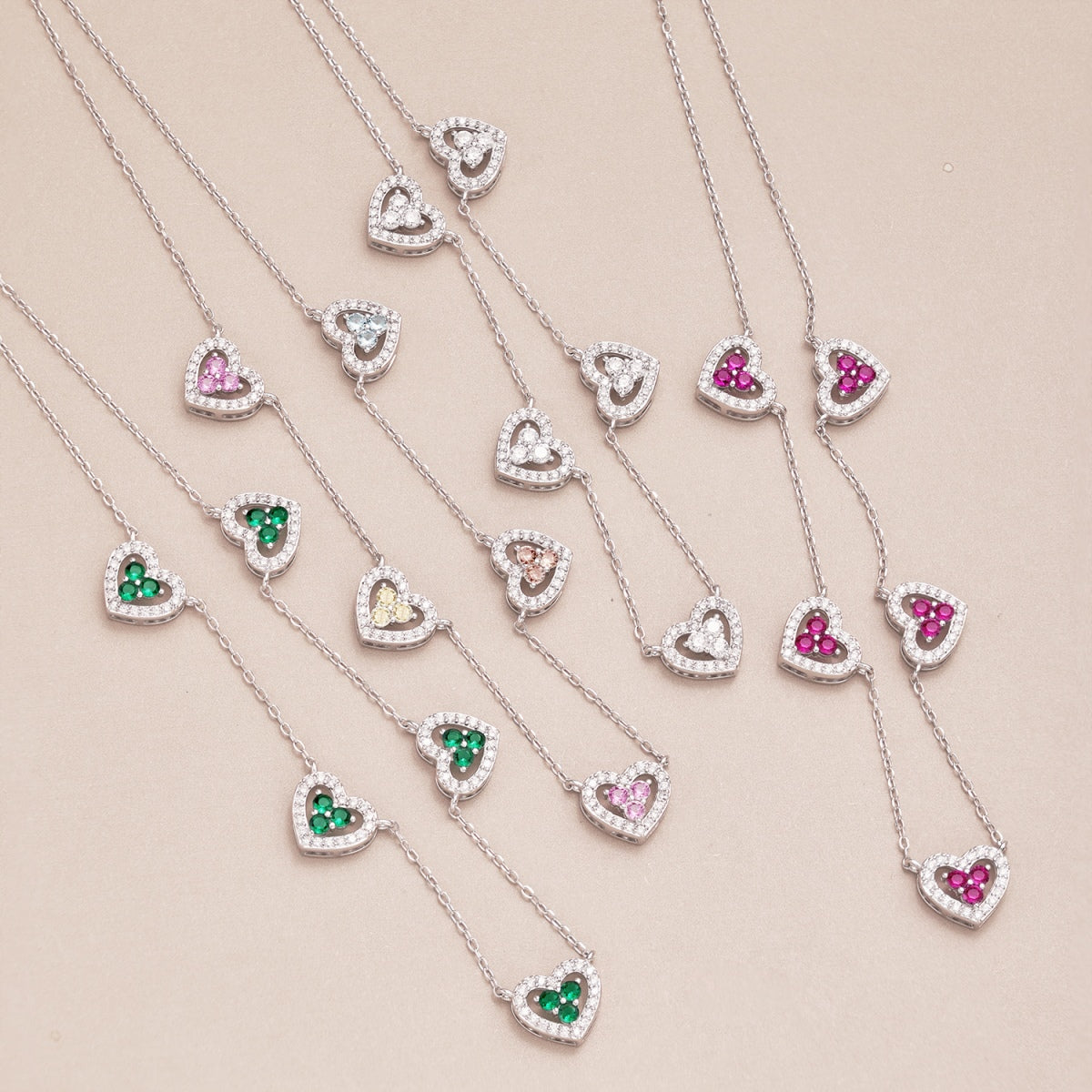 [Royal Jewelry]Sparkling Five Heart Necklace