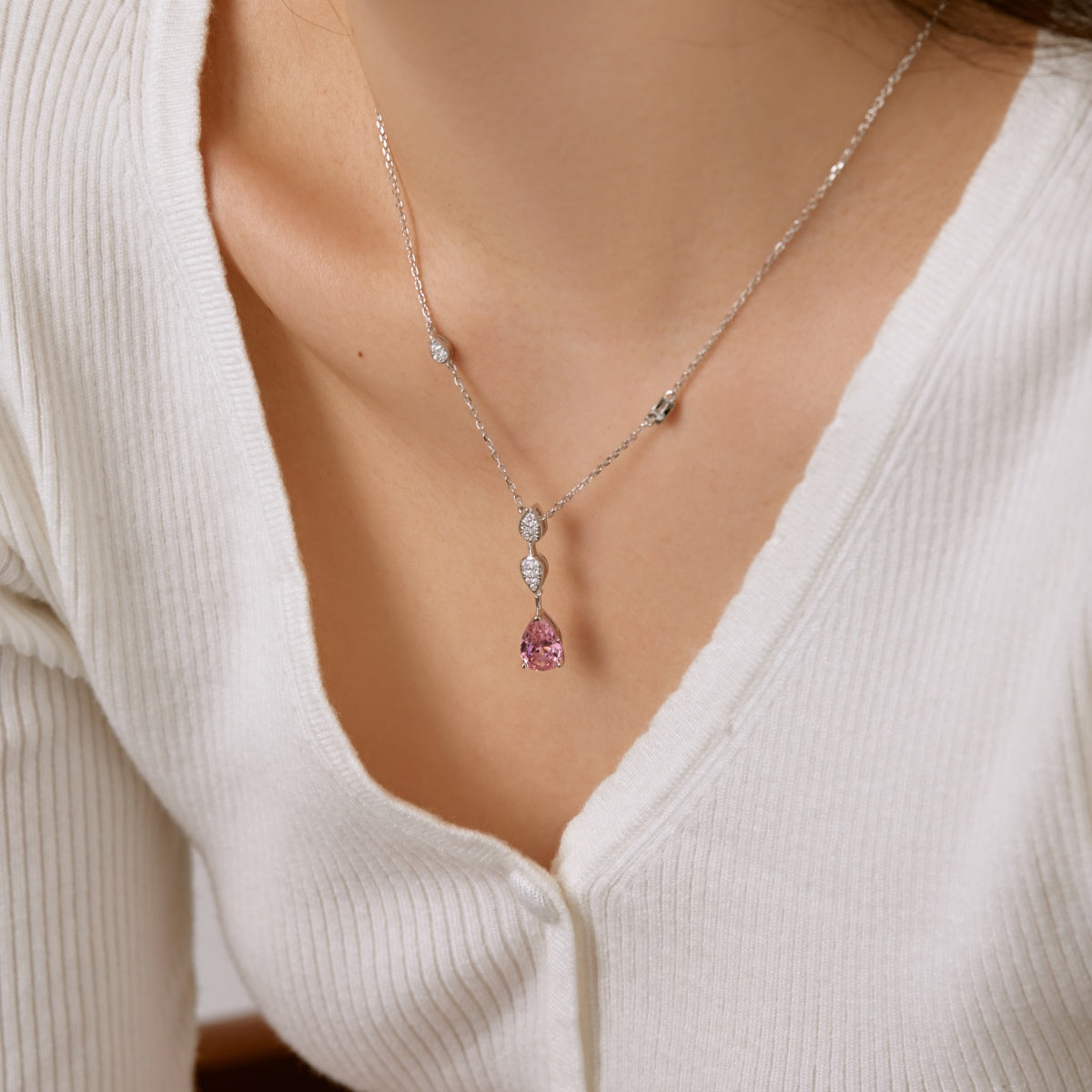 [Royal Jewelry]Dazzling Pear Cut Necklace