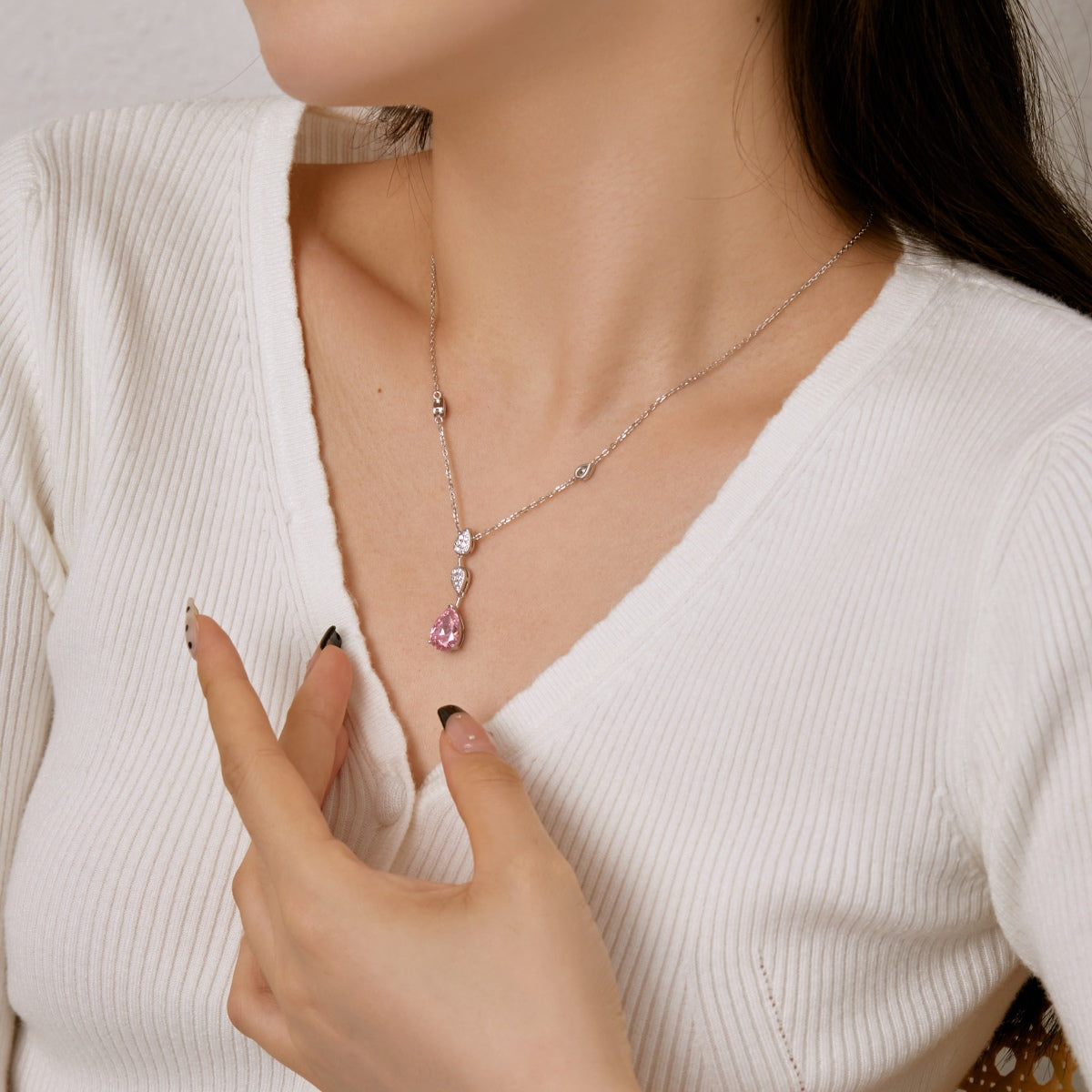 [Royal Jewelry]Dazzling Pear Cut Necklace