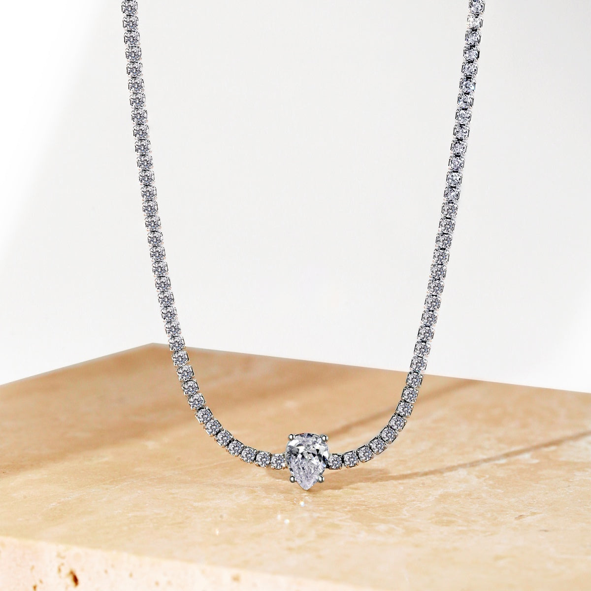 [Royal Jewelry]1.0 carat Unique Pear Cut Tennis Necklace