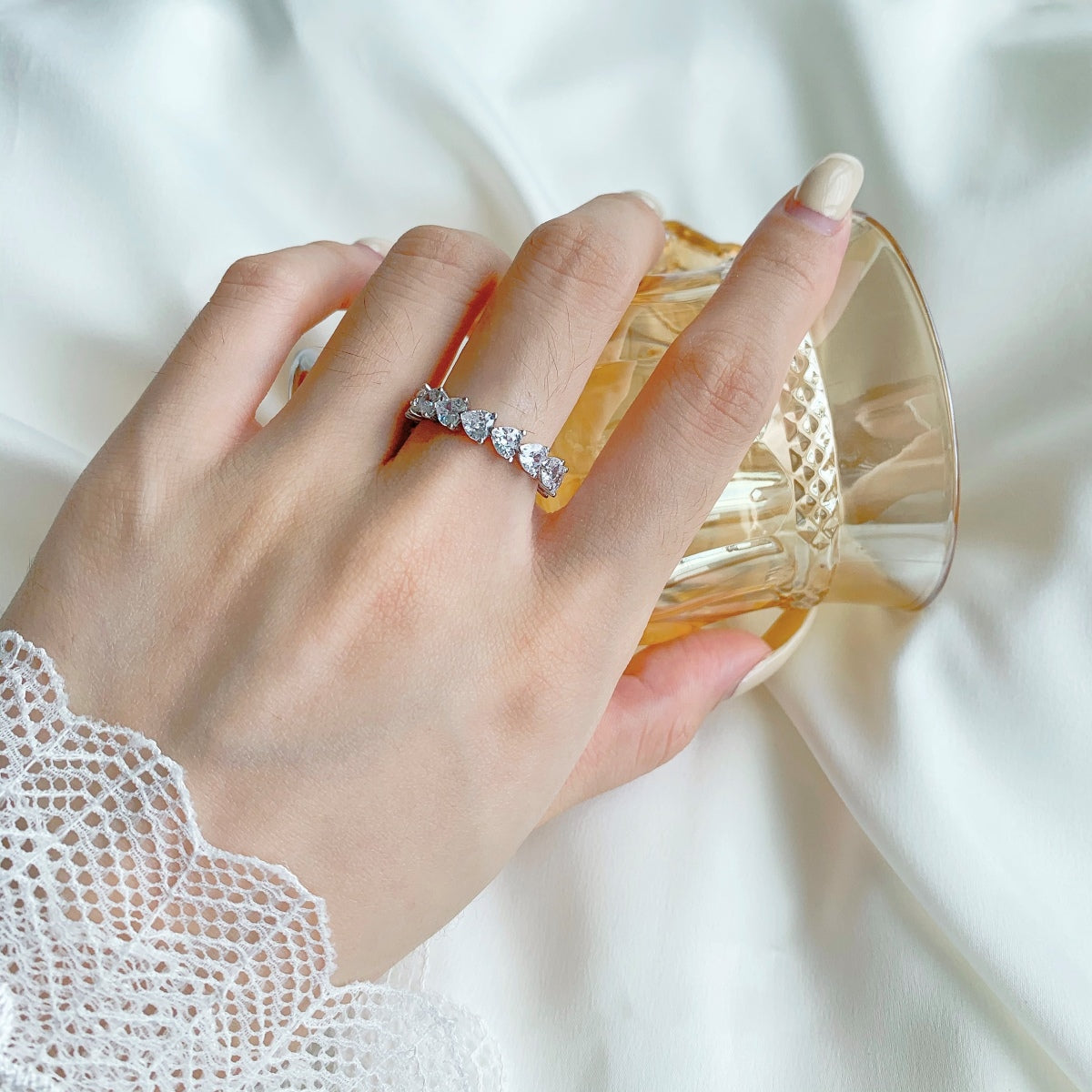 [Royal Jewelry]0.25 Carat Radiant Romance Heart Cut Lover Ring