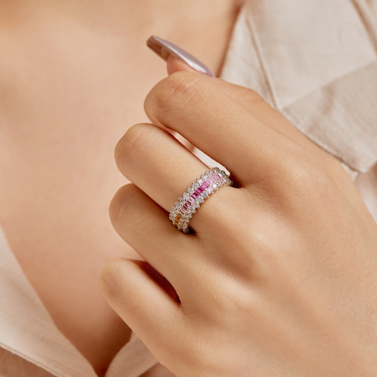 [Royal Jewelry]Ornate Colorful Radiant Cut Daily Ring
