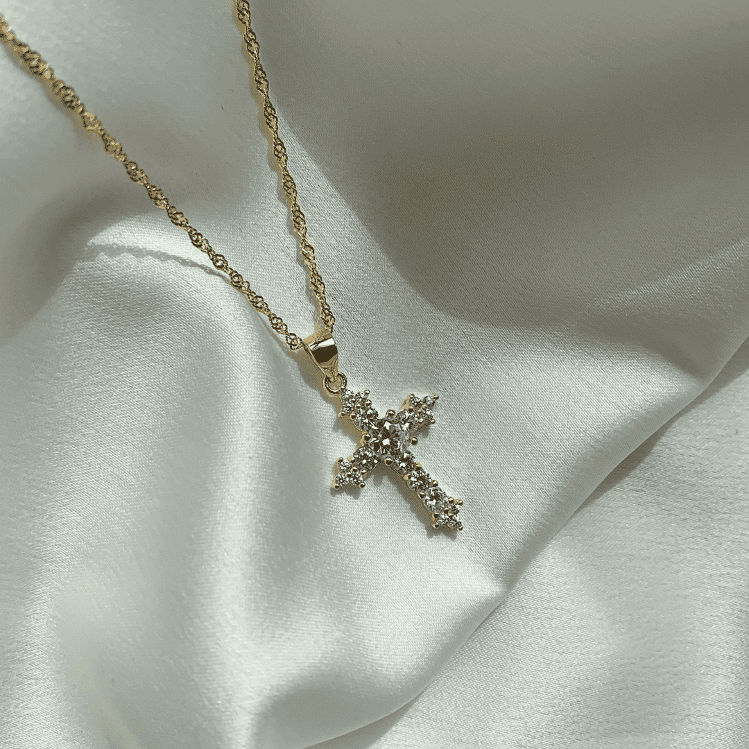[Royal Jewelry]Delicate Cross Shape Necklace