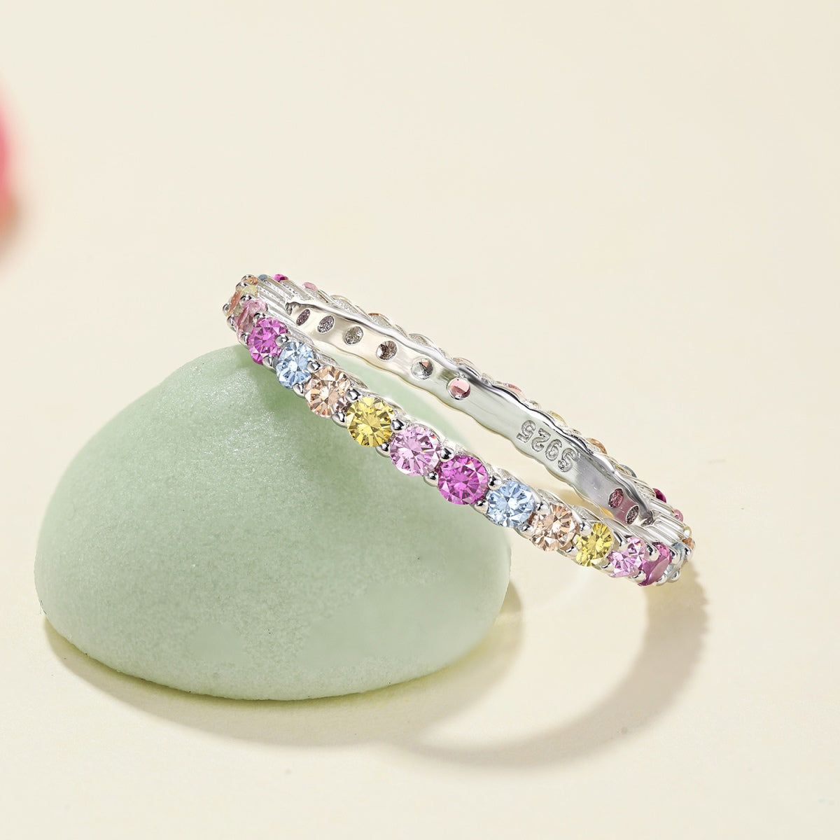 [Royal Jewelry]Elegant Vivid Round Cut Daily Ring