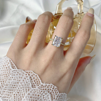 [Royal Jewelry]4.0 Carat Luxurious Engagement Ring