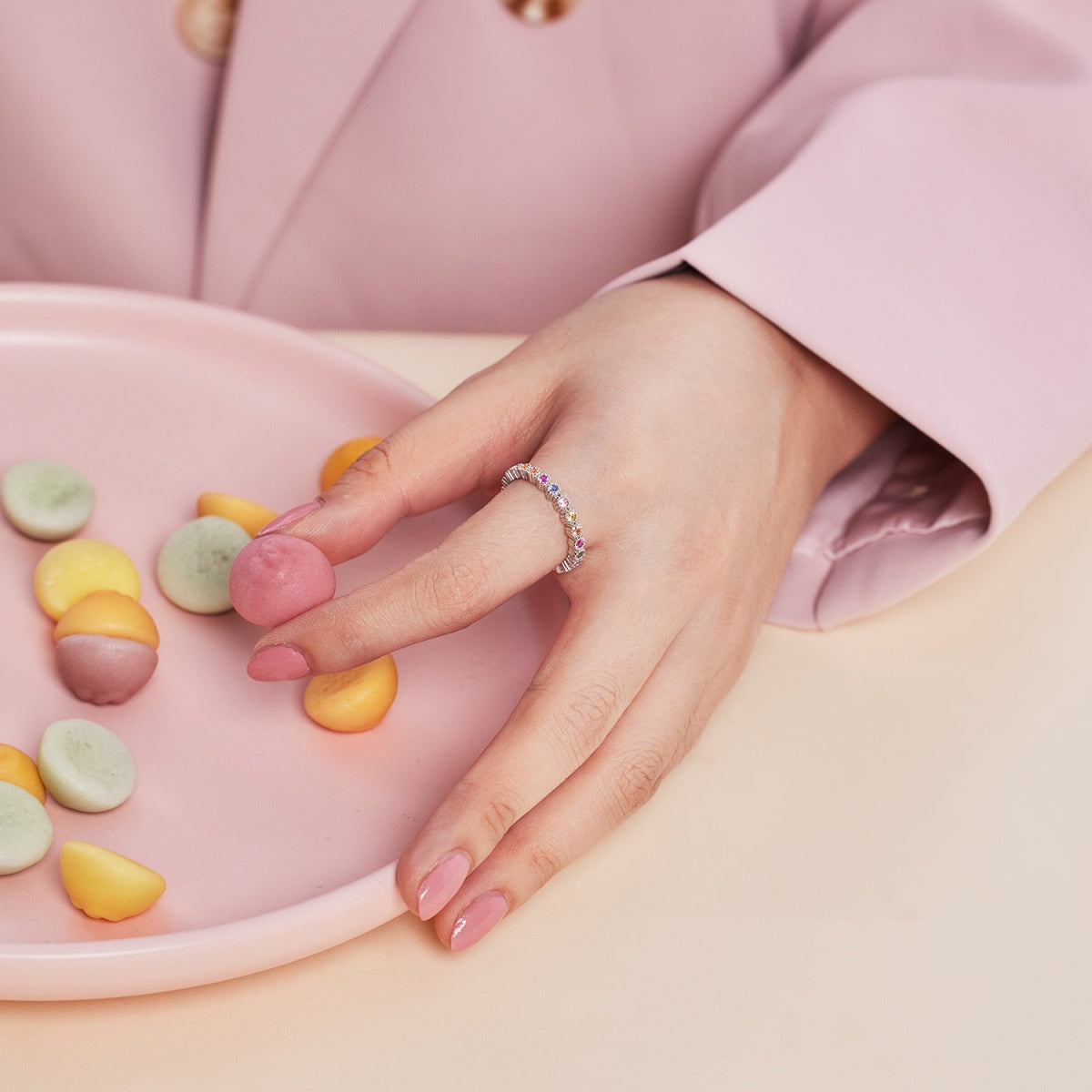 [Royal Jewelry]Unique Scintillating Round Cut Daily Ring