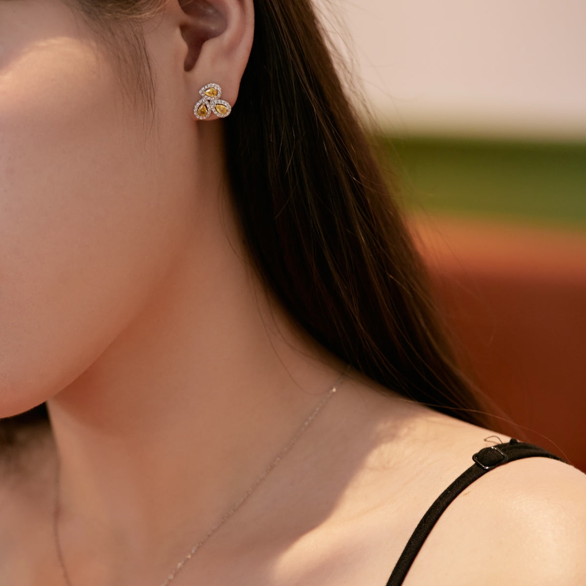 [Royal Jewelry]Ornate Flower Shape Pear Cut Lover Earrings