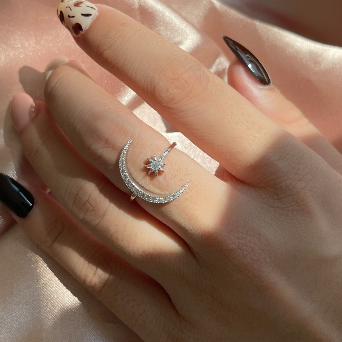 [Royal Jewelry]Eternity Moon & Star Ring