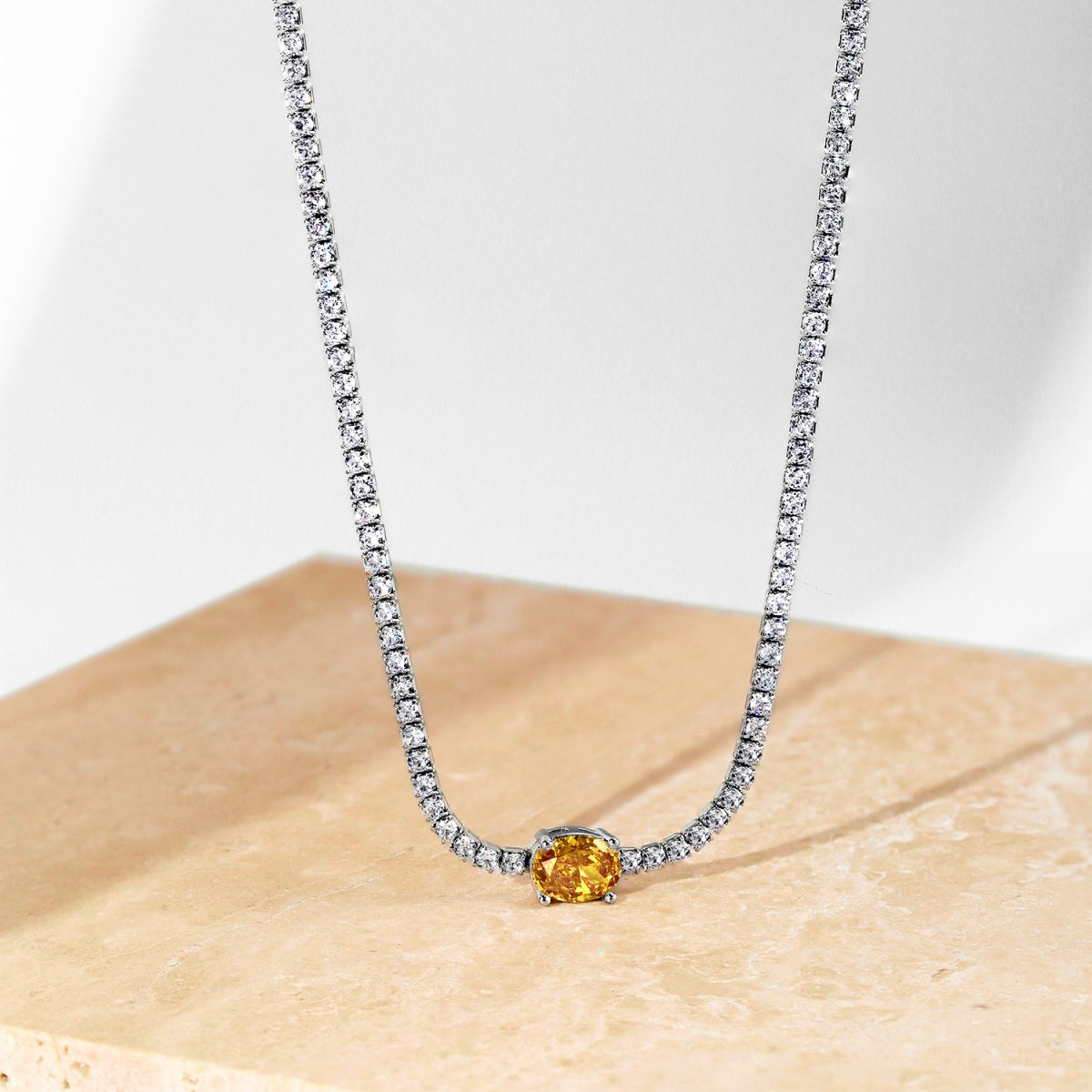 [Royal Jewelry]1.0 Carat Shining Oval Cut Necklace