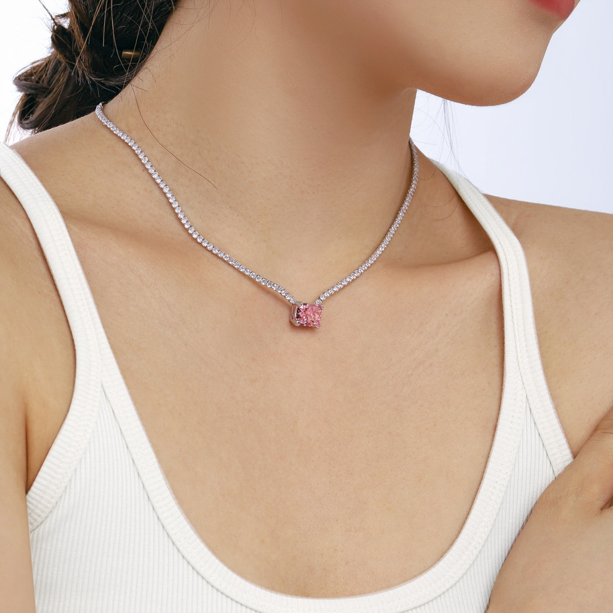 [Royal Jewelry]4.0 Carat Elegant Radiant Cut Necklace