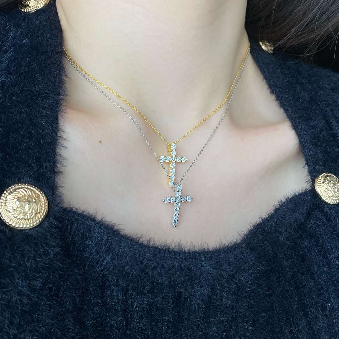 [Royal Jewelry]Unique Cross Shape Necklace