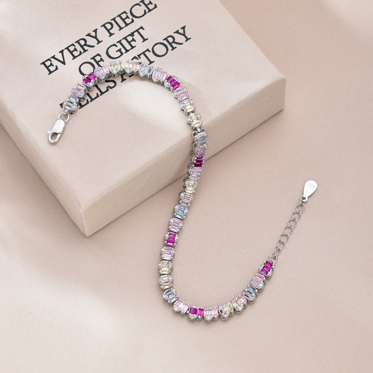 [Royal Jewelry]Delicate Colorful Emerald Cut Party Bracelet