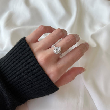 [Royal Jewelry]1.0 Carat Luxurious Resplendent Water Drop Shape Wedding Ring