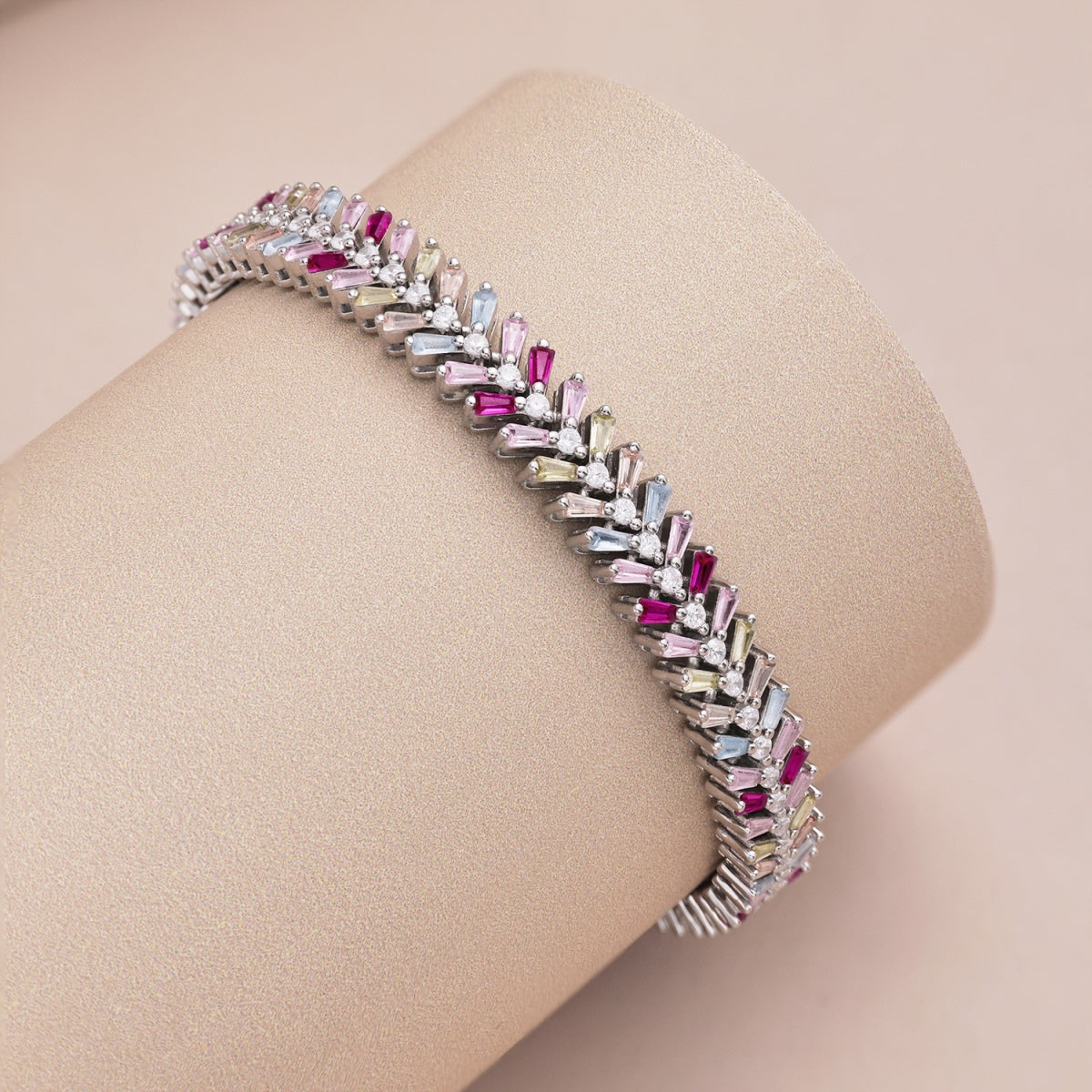 [Royal Jewelry]Dainty Radiant Emerald Cut Daily Bracelet