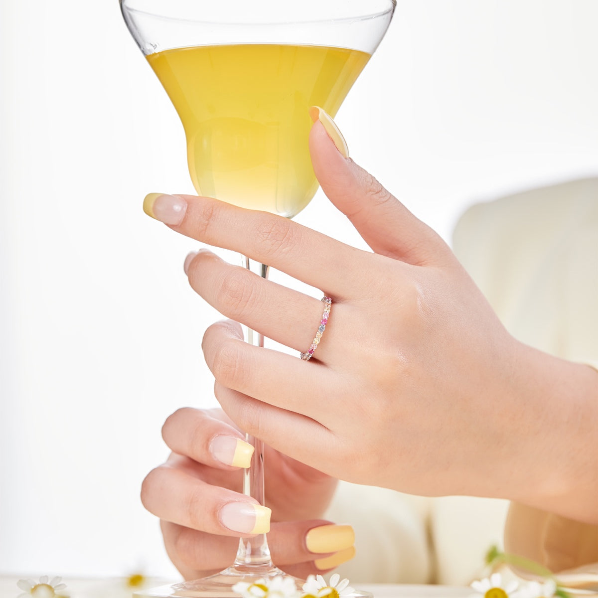 [Royal Jewelry]Elegant Vivid Round Cut Daily Ring