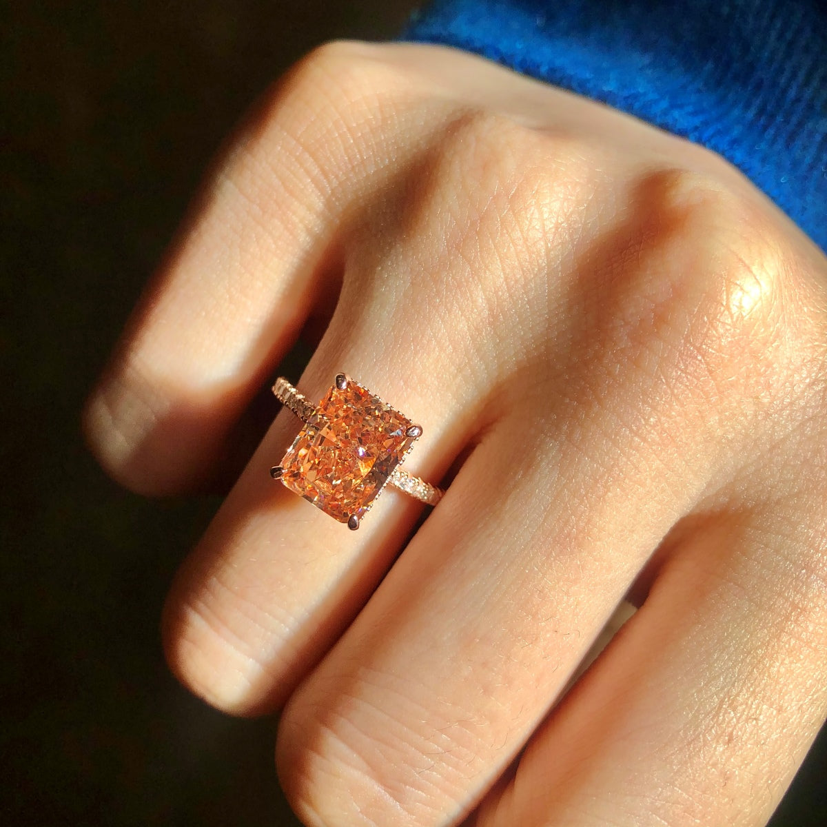 [Royal Jewelry]4.0 Carat Luxurious Engagement Ring