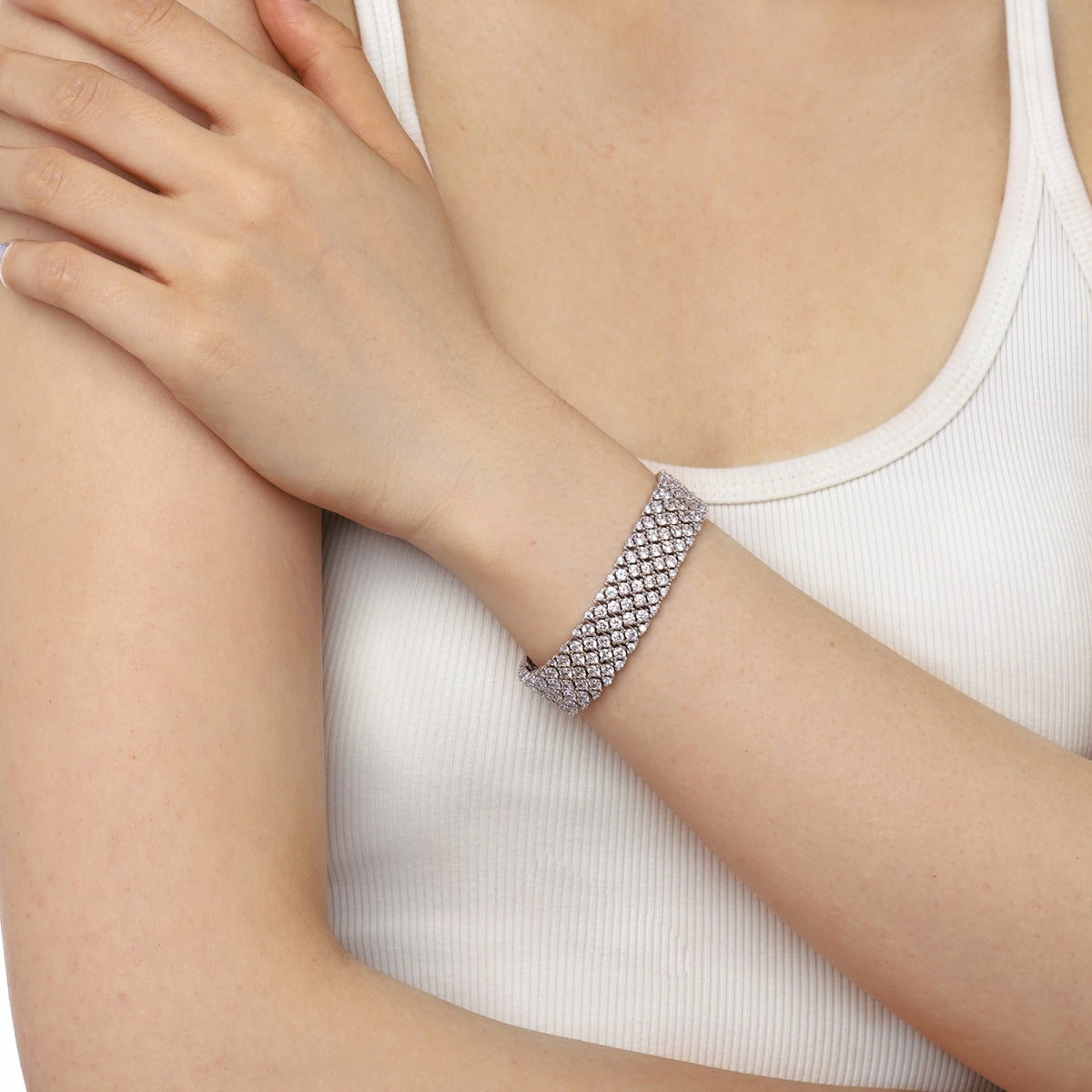 [Royal Jewelry]Ornate Elegant Round Cut Party Bracelet