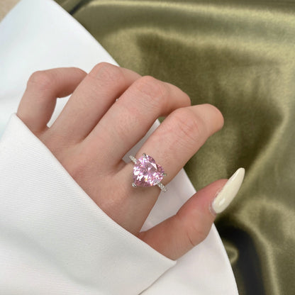 [Royal Jewelry]6.0 Carat Luxurious Sparkling Romantic Heart Cut Lover Ring