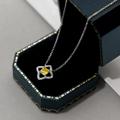 [Royal Jewelry]Exquisite Flower Shape Princess Cut Necklace