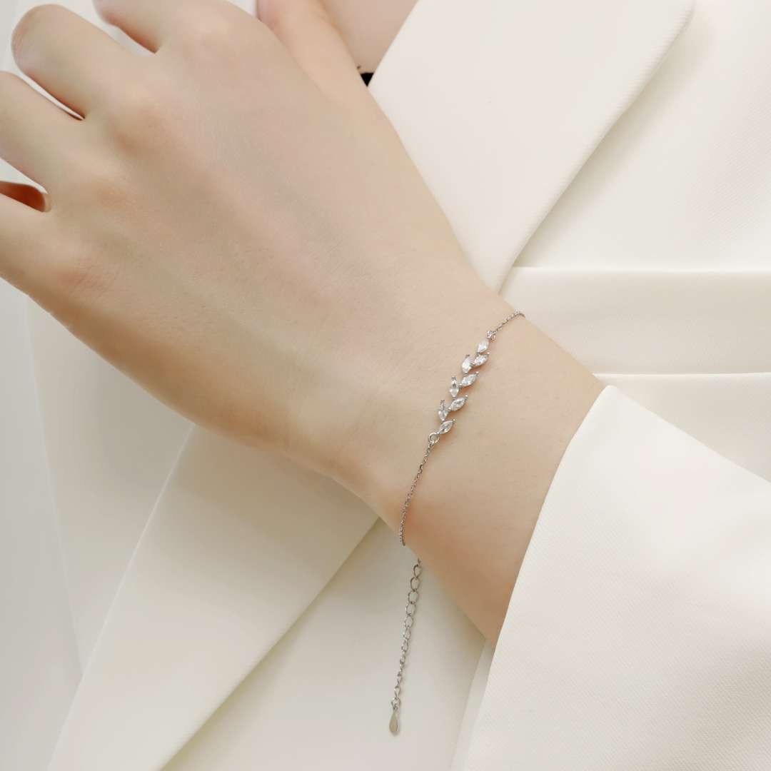 [Royal Jewelry]Elegant Wheat Leaves Shape Bracelet