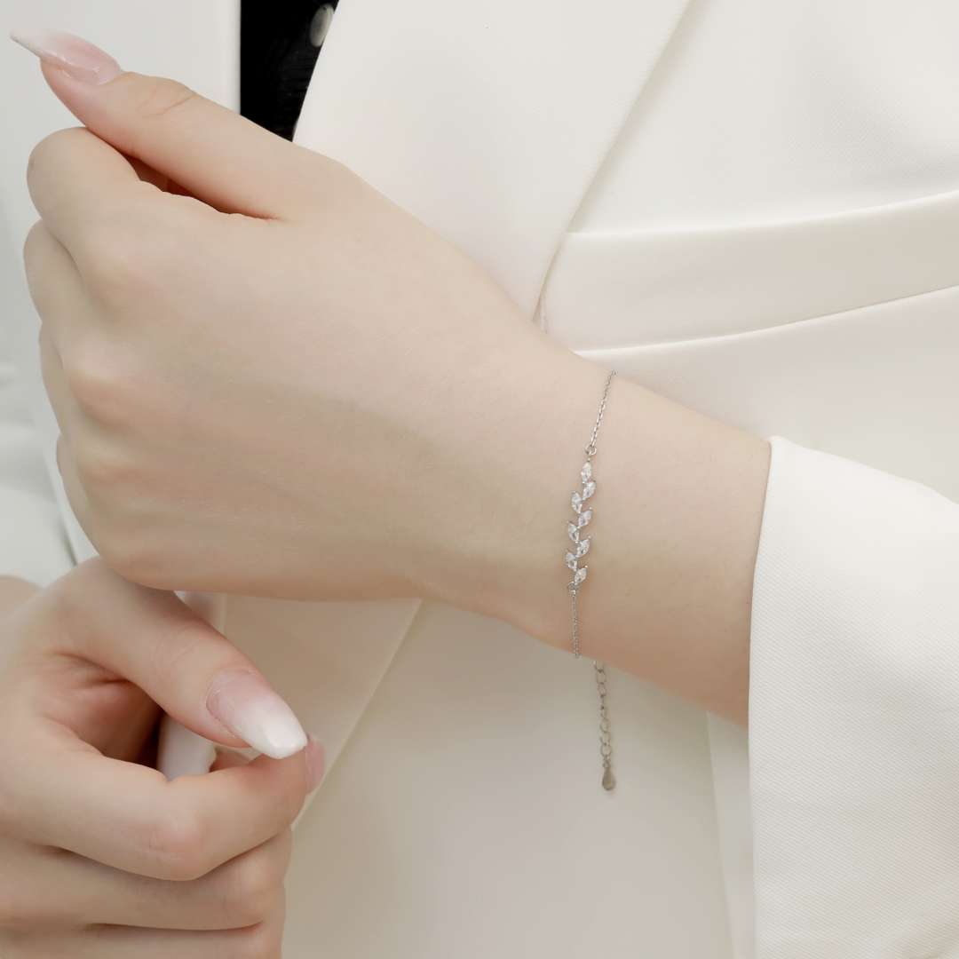 [Royal Jewelry]Elegant Wheat Leaves Shape Bracelet
