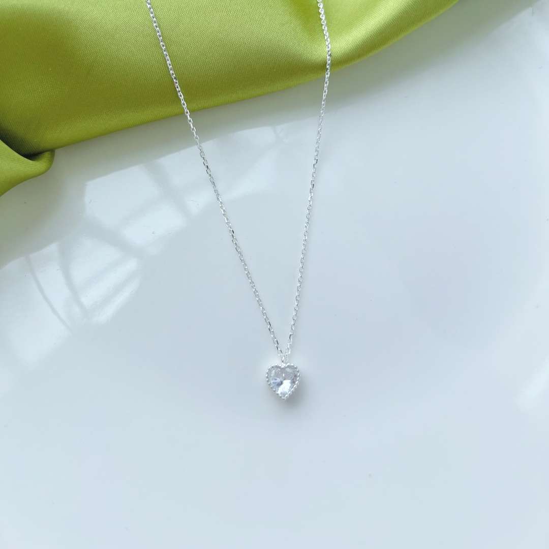 [Royal Jewelry]Ornate Heart Shape Necklace