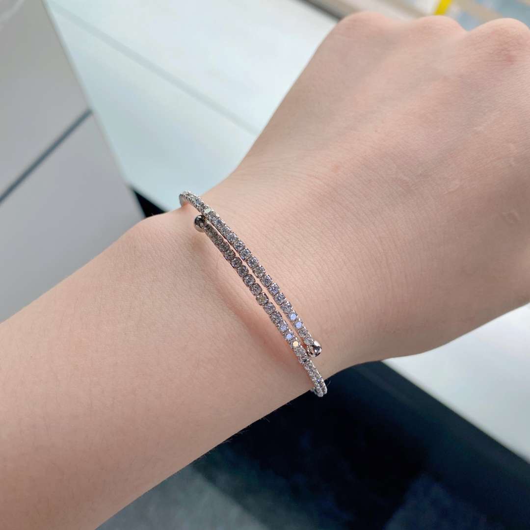 [Royal Jewelry]Row of Diamonds Round Fashion Bracelet