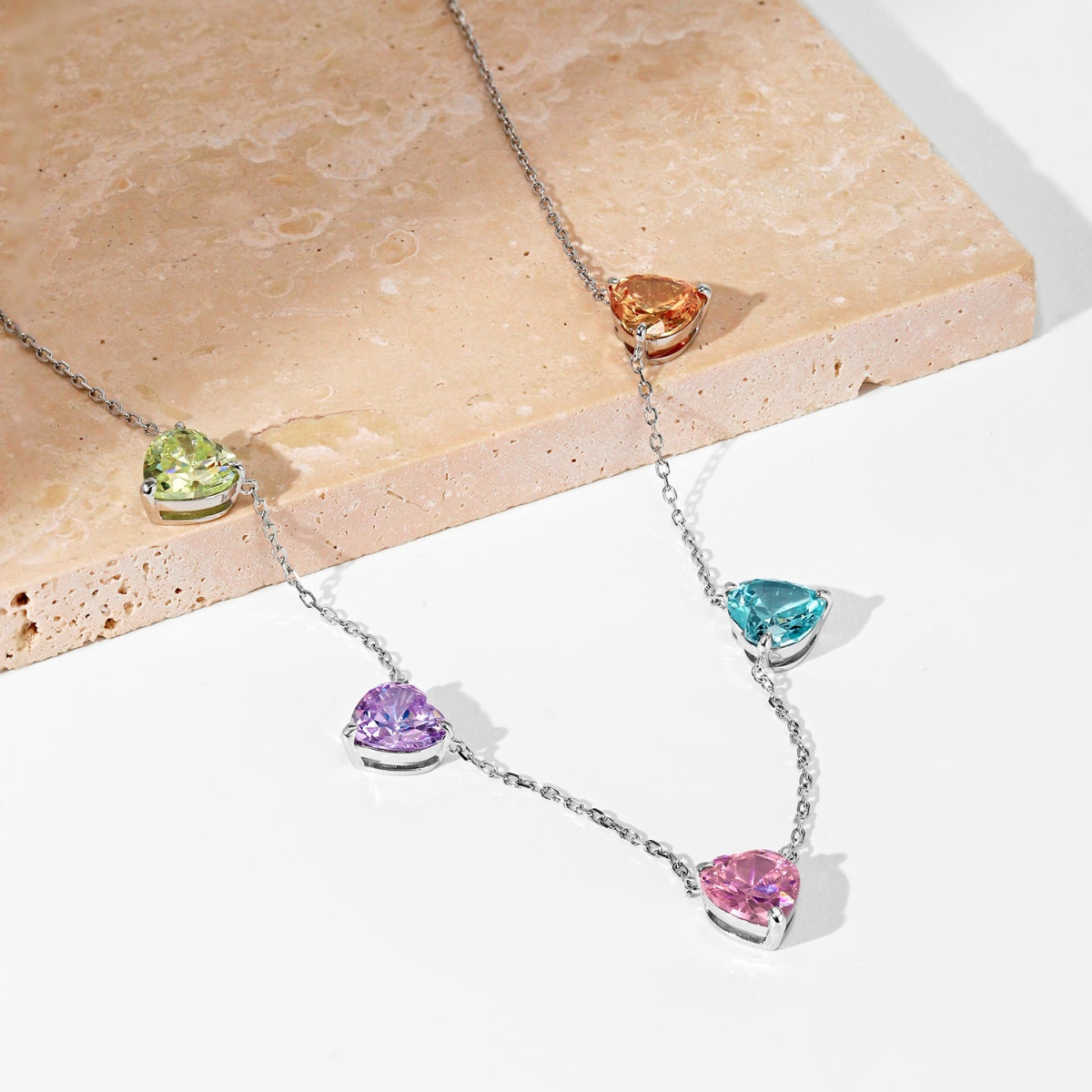 [Royal Jewelry]Sparkling Colorful Heart Cut Necklace