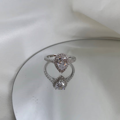 [Royal Jewelry]1.0 Carat Luxurious Resplendent Water Drop Shape Wedding Ring
