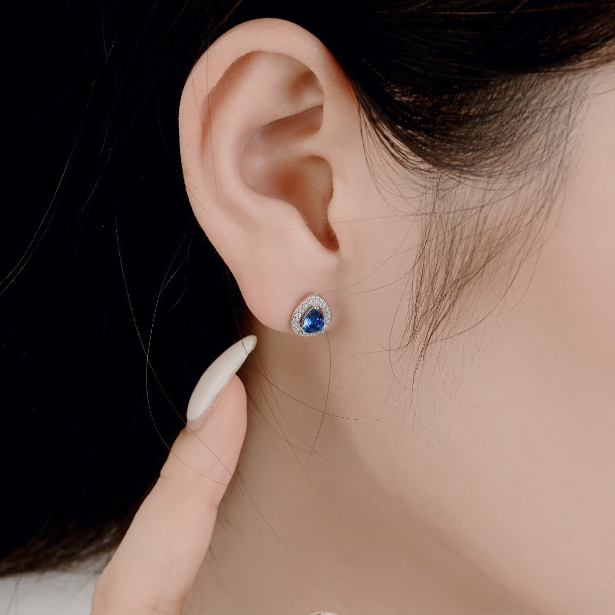[Royal Jewelry]Luxurious Water Drop Shape Earrings