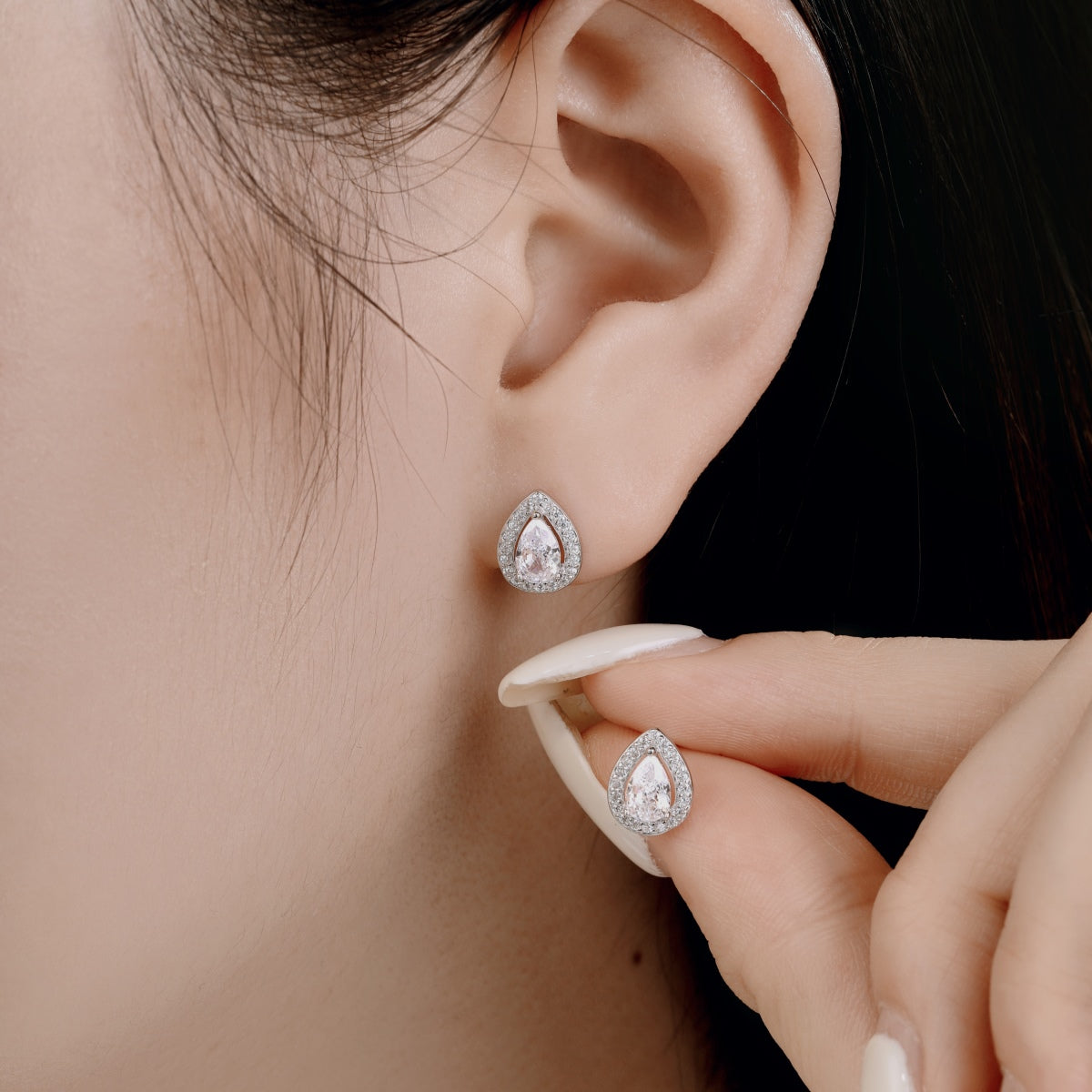 [Royal Jewelry]Luxurious Water Drop Shape Earrings