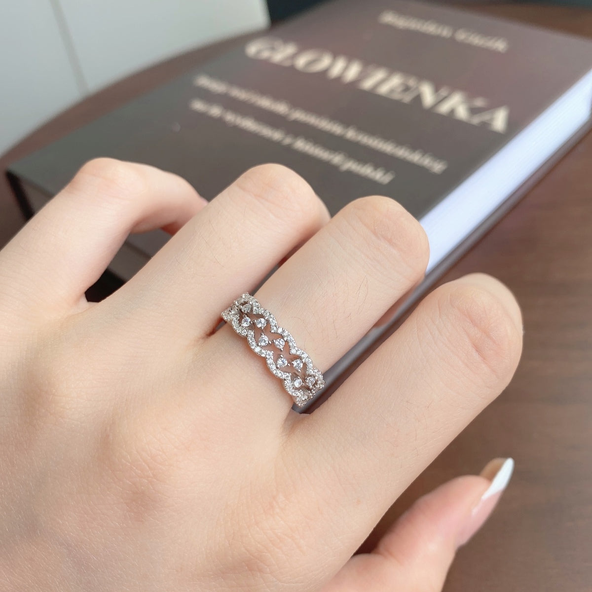 [Royal Jewelry]Elegant Resplendent Round Shape Party Ring