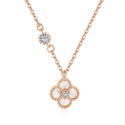 [Royal Jewelry]Delicate Flower Shape Necklace