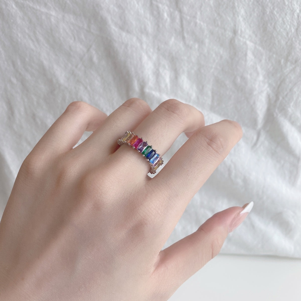 [Royal Jewelry]Unique Colorful Radiant Cut RIng