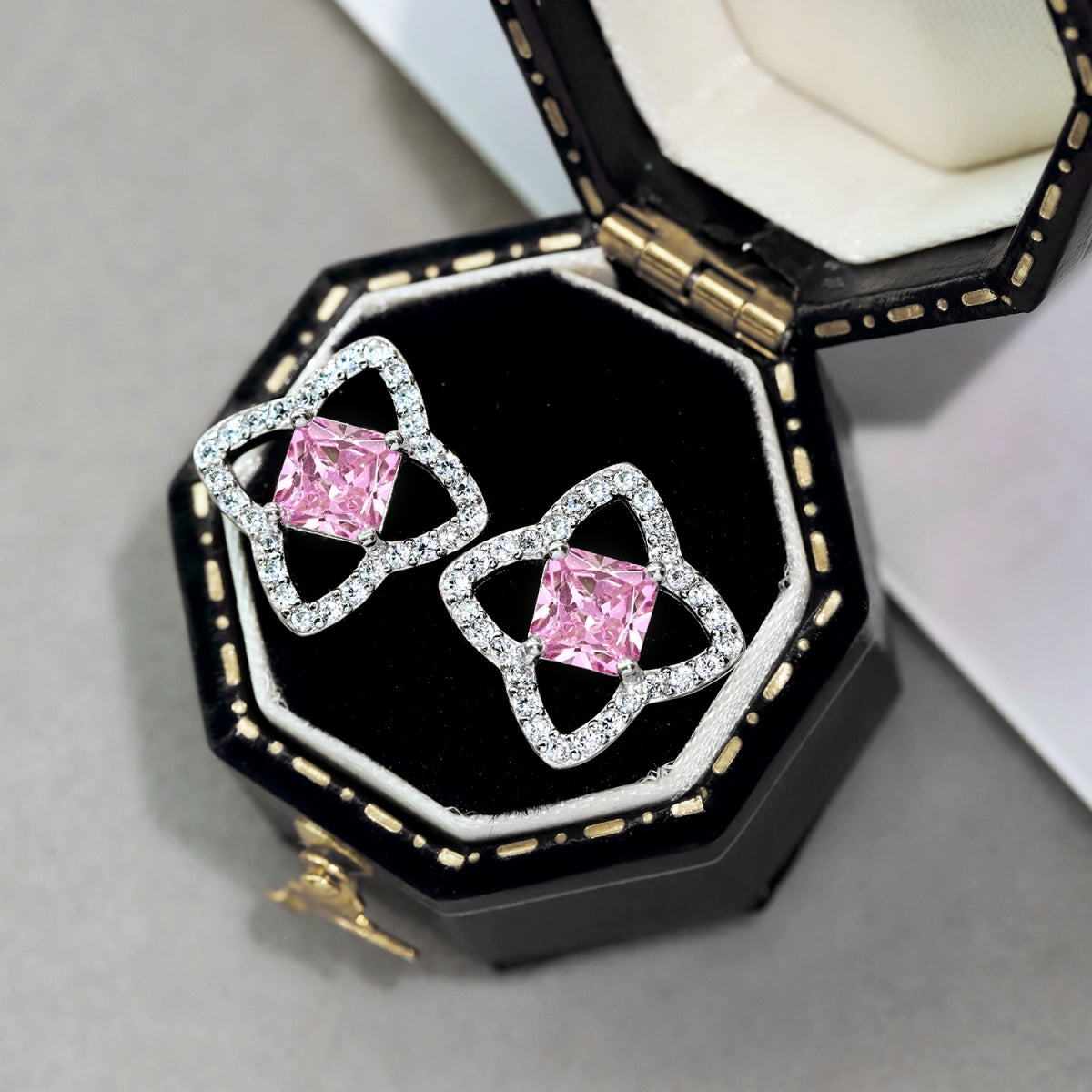 [Royal Jewelry]Elegant Star Shape Princess Cut Daily Earrings