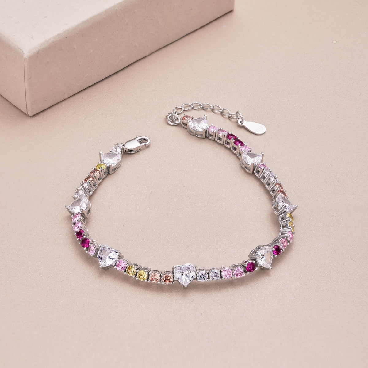 [Royal Jewelry]Romantic Heart Shape Round Cut Lover Bracelet