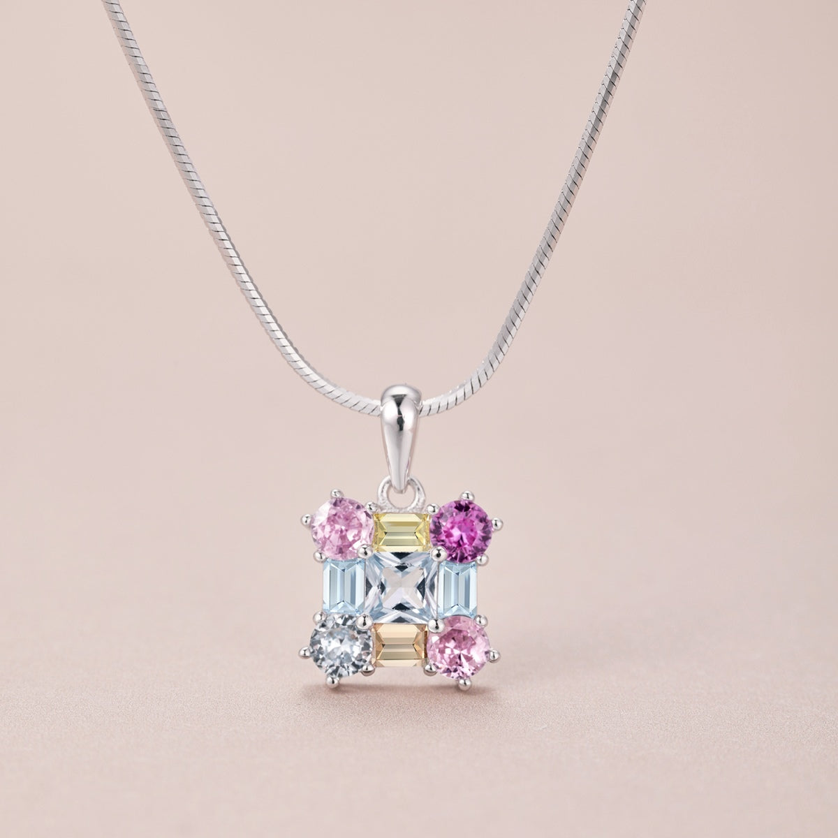 [Royal Jewelry]Gorgeous Multi Colorful Necklace