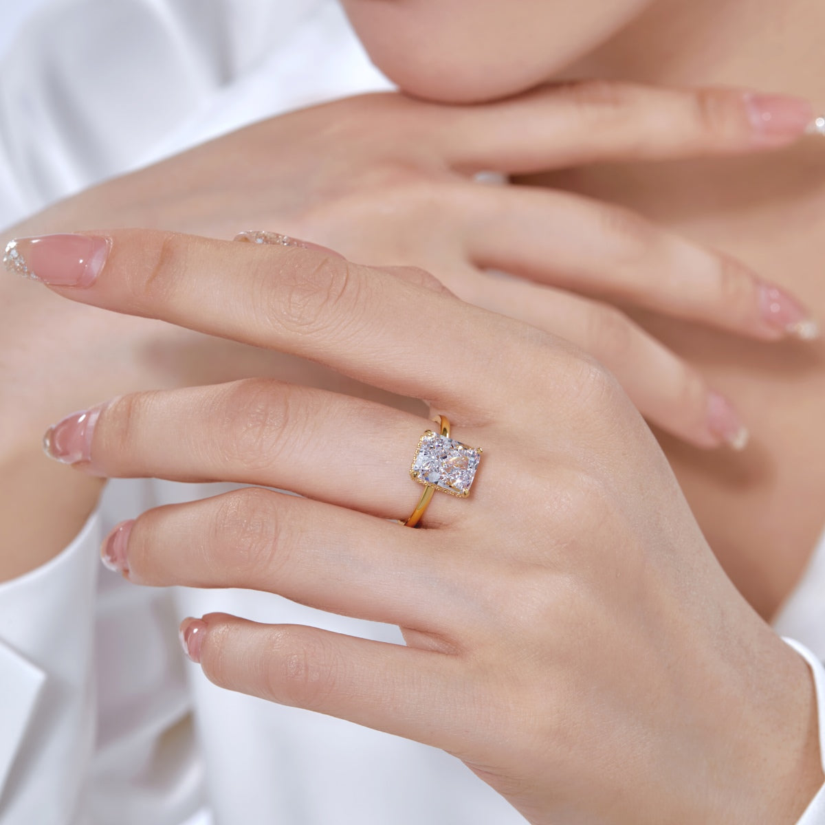 [Royal Jewelry]4.0 Carat Ornate Enchanting Radiand Cut Banquet Ring