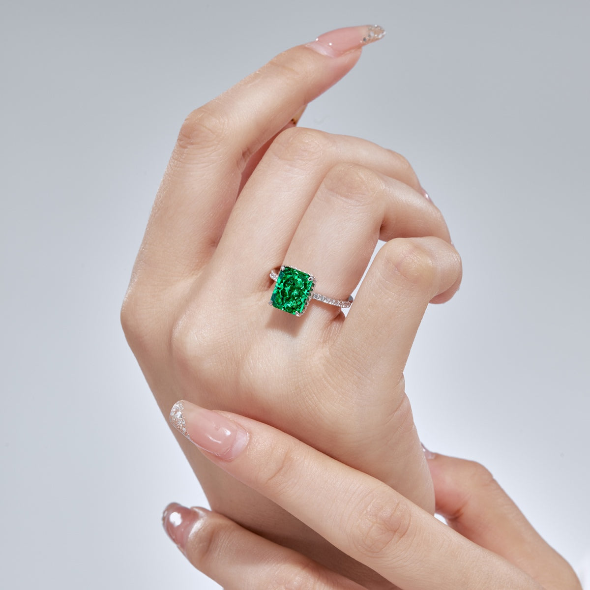 [Royal Jewelry]4.0 Carat Luxurious Engagement Ring