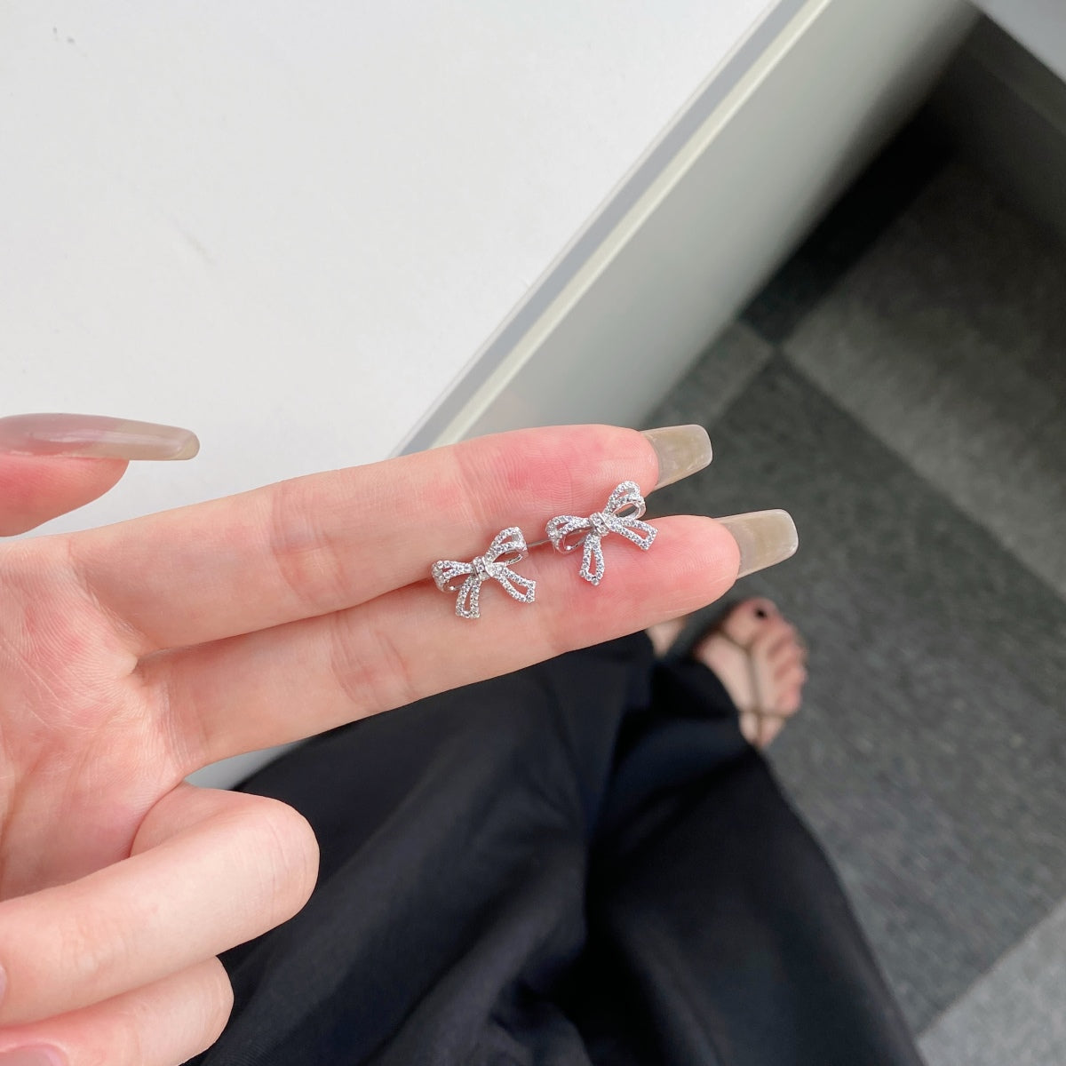 [Royal Jewelry]Dainty Bow Shape Earrings