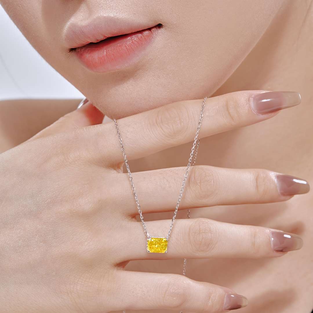 [Royal Jewelry]Luxurious Square Shape Colorful Necalack