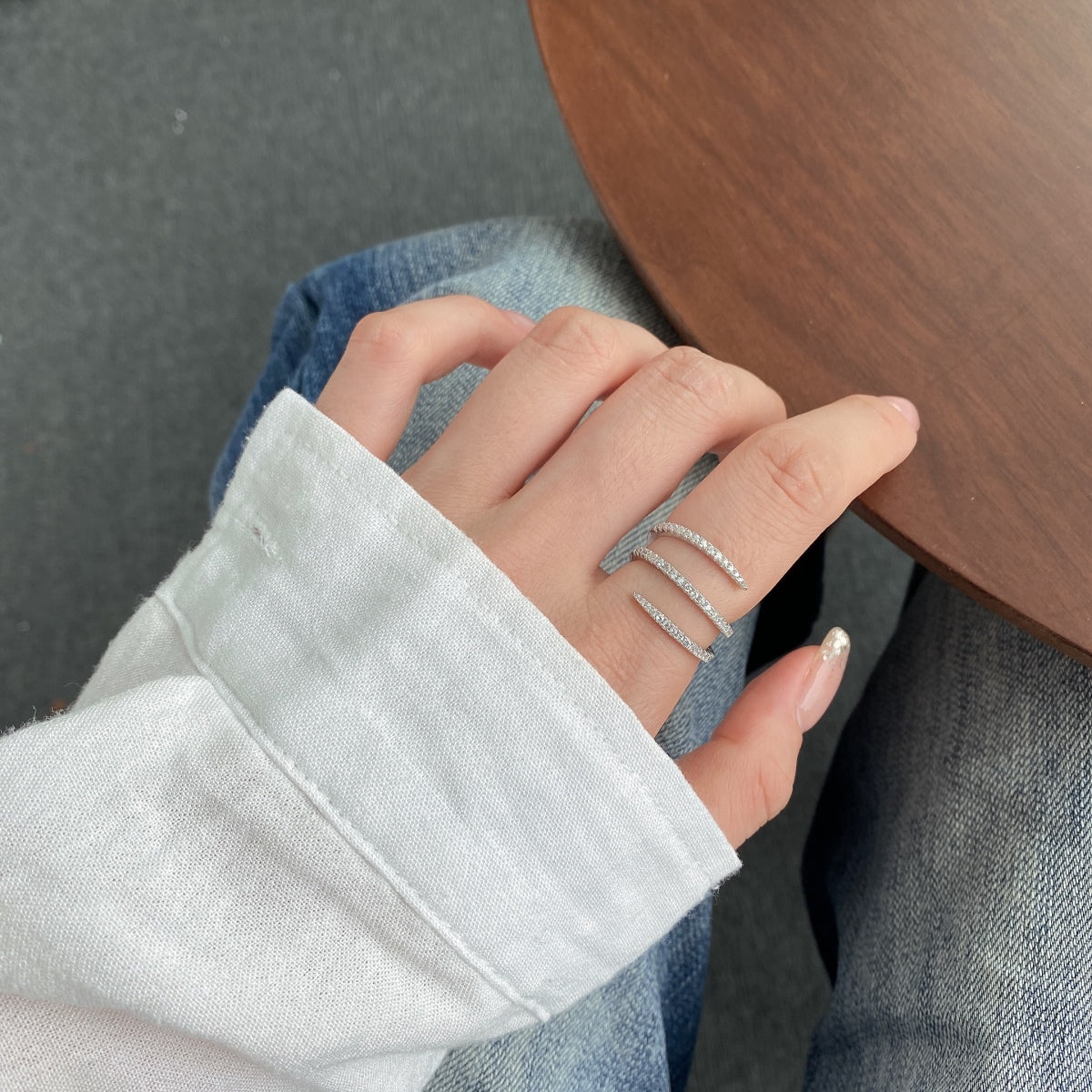 [Royal Jewelry]Unique Vibrant Entangle Daily Ring