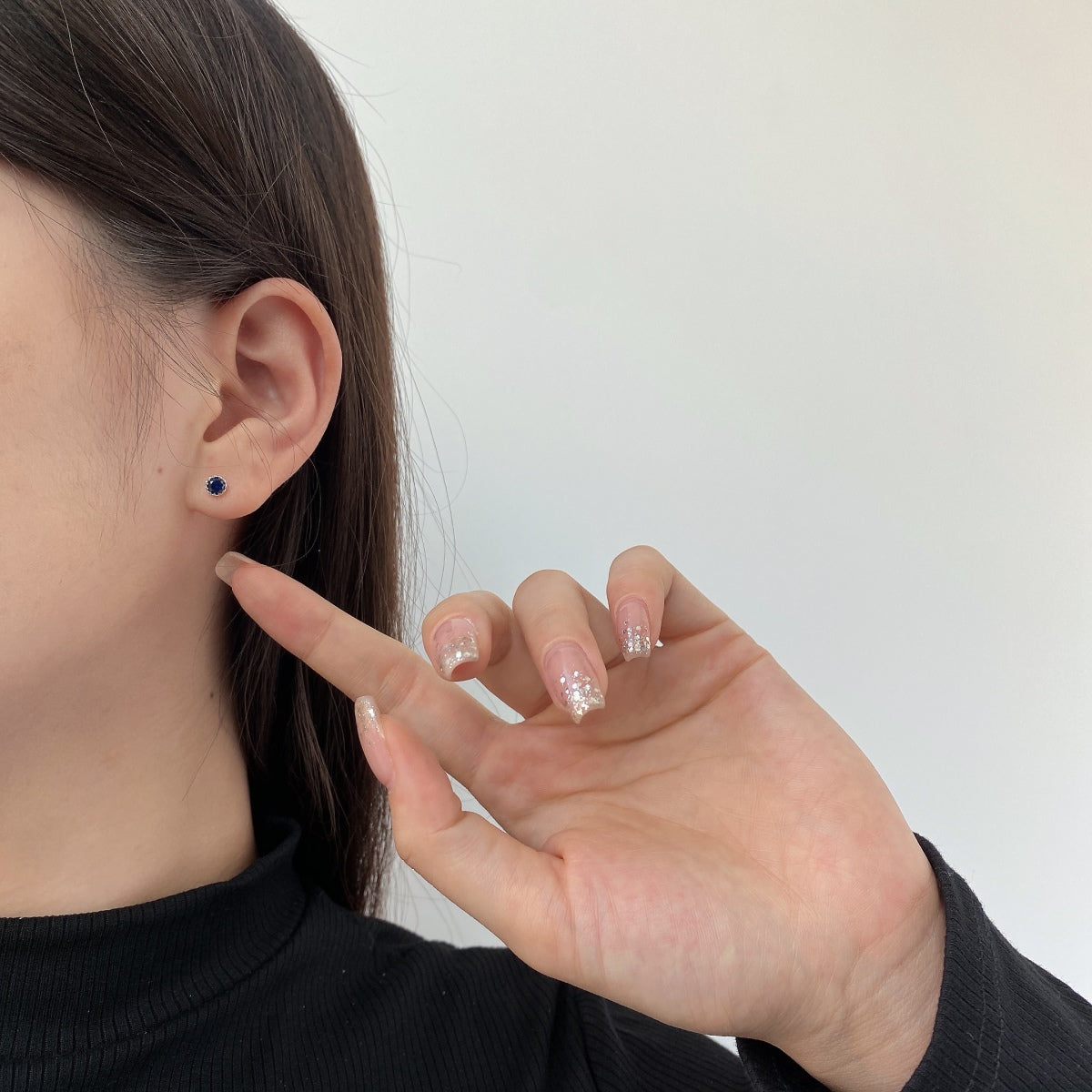 [Royal Jewelry]Sparkling Colorful Round Shape Earrings