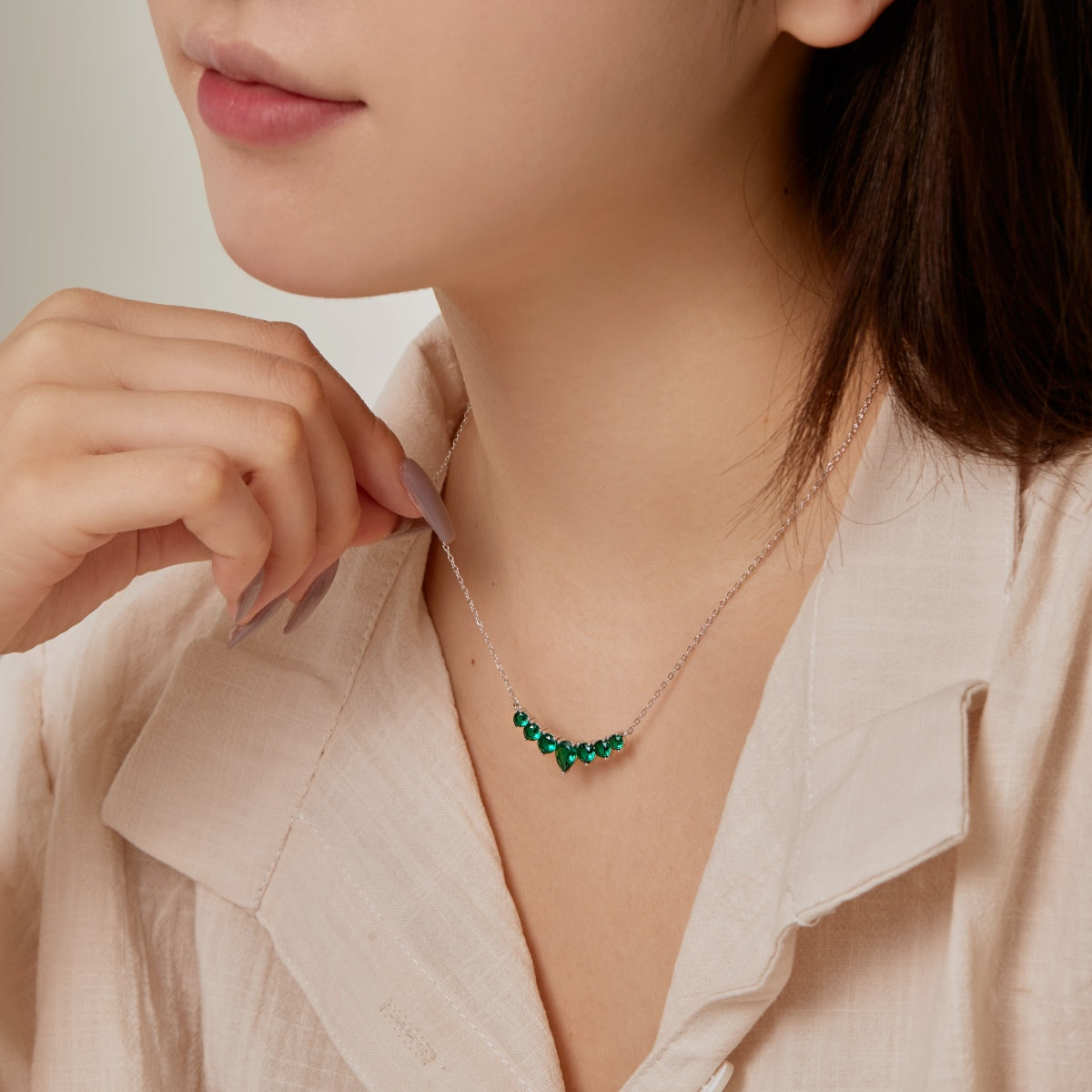 [Royal Jewelry]Dainty Colorful Heart Necklace